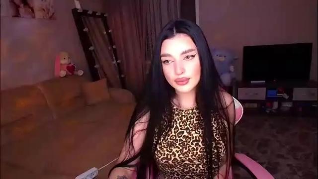 Image 3 of princessamira1 Stream on Chaturbate on 2 months ago
