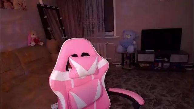 Image 4 of princessamira1 Stream on Chaturbate on 2 months ago