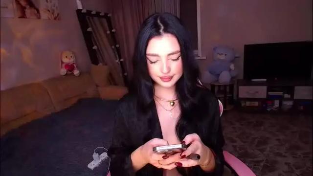 Image 10 of princessamira1 Stream on Chaturbate on 2 months ago
