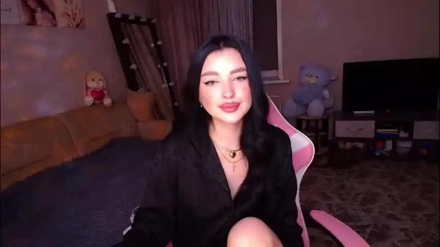 Image 12 of princessamira1 Stream on Chaturbate on 2 months ago