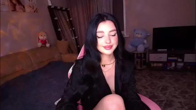 Image 6 of princessamira1 Stream on Chaturbate on 2 months ago