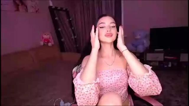 Image 4 of princessamira1 Stream on Chaturbate on 1 month ago