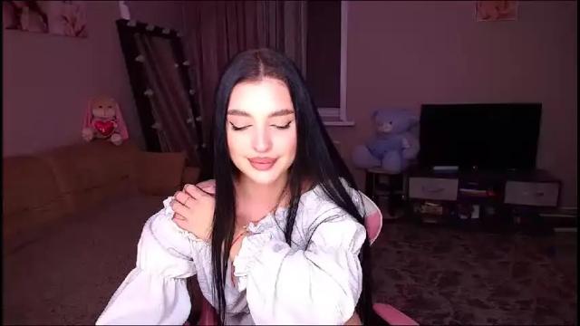 Image 6 of princessamira1 Stream on Chaturbate on 1 month ago