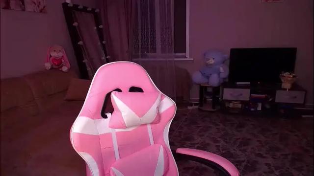 Image 12 of princessamira1 Stream on Chaturbate on 29 days ago