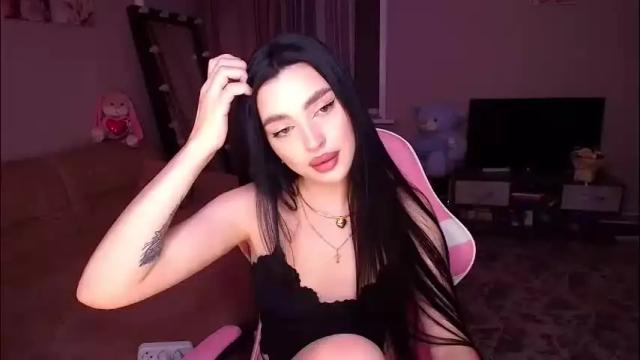 Image 8 of princessamira1 Stream on Chaturbate on 29 days ago