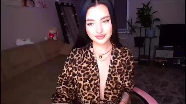 Image 11 of princessamira1 Stream on Chaturbate on 8 days ago