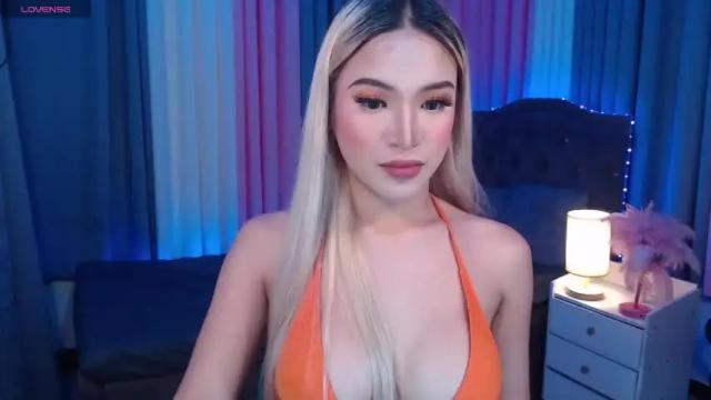 Image 8 of princessasiana04 Stream on Chaturbate on 13 months ago