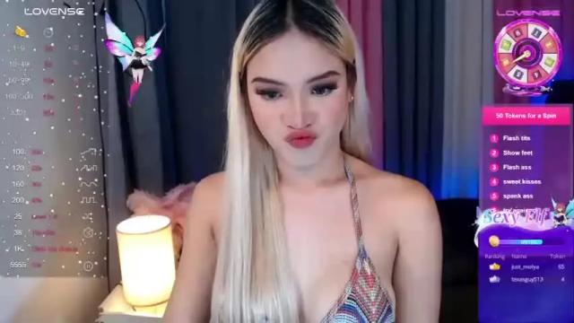 Image 6 of princessasiana04 Stream on Chaturbate on 13 months ago