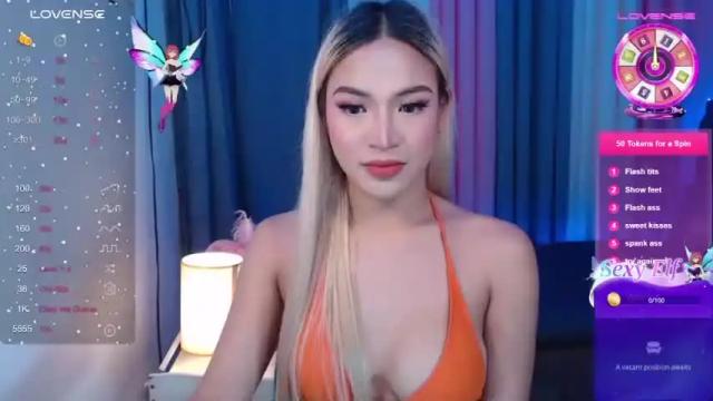 Image 3 of princessasiana04 Stream on Chaturbate on 12 months ago