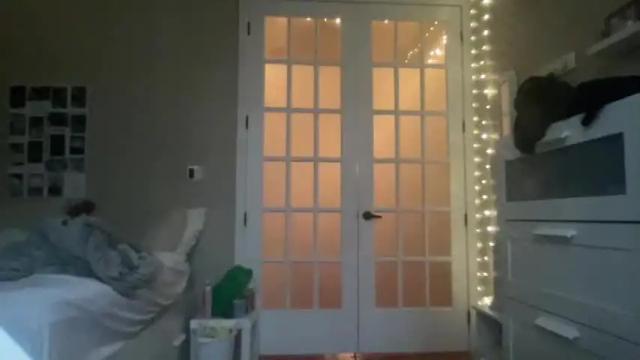Image 6 of princessclaire555 Stream on Chaturbate on 13 months ago