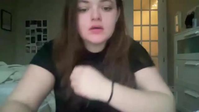 Image 8 of princessclaire555 Stream on Chaturbate on 13 months ago