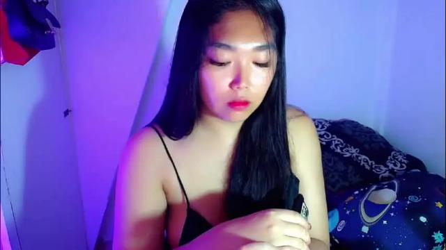 Image 10 of princesscutiexx Stream on Chaturbate on 8 days ago