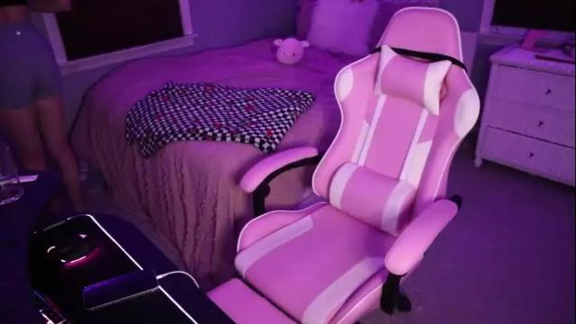 Thumbnail 1, princesselysia99's Stream at Chaturbate, 1 month ago