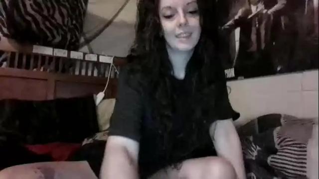 Image 2 of princesshollylove Stream on Chaturbate on 4 days ago