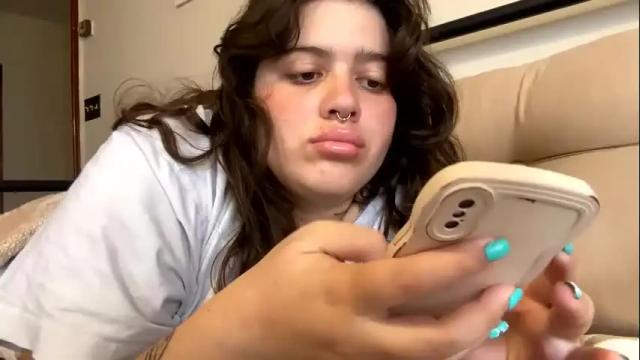 Image 3 of princesslaylaa Stream on Chaturbate on 6 months ago