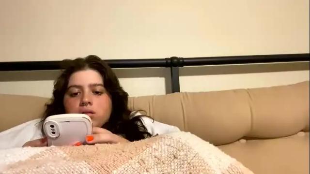 Image 10 of princesslaylaa Stream on Chaturbate on 5 months ago