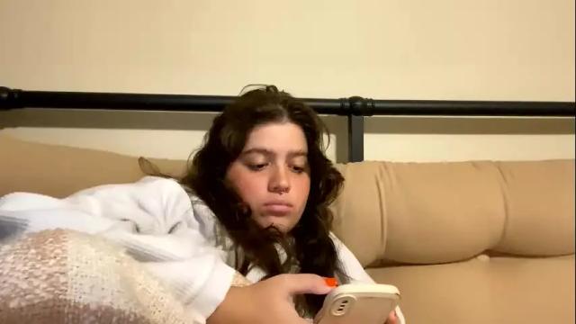 Image 2 of princesslaylaa Stream on Chaturbate on 5 months ago