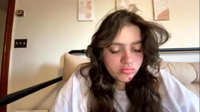 Image 8 of princesslaylaa Stream on Chaturbate on 4 months ago