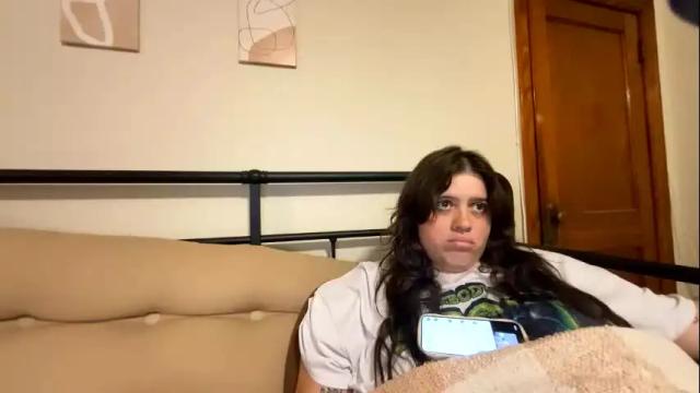 Image 4 of princesslaylaa Stream on Chaturbate on 2 months ago