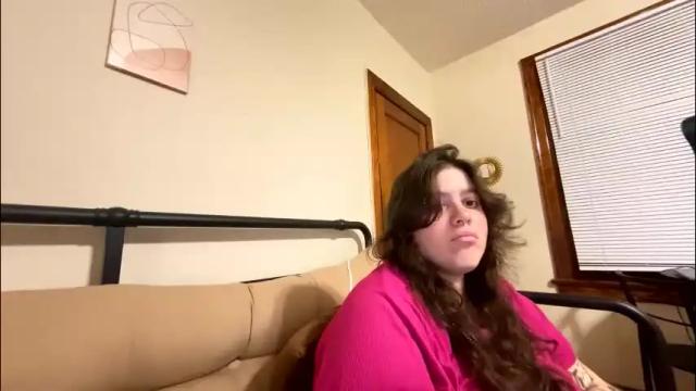 Image 12 of princesslaylaa Stream on Chaturbate on 2 months ago