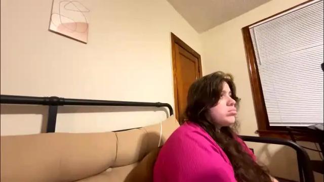 Image 3 of princesslaylaa Stream on Chaturbate on 2 months ago