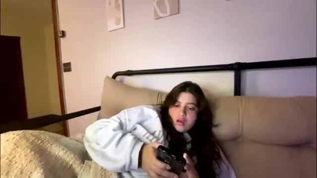 Image 12 of princesslaylaa Stream on Chaturbate on 1 month ago