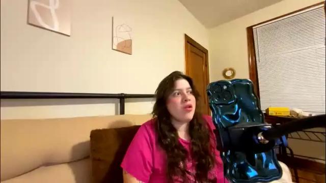 Image 8 of princesslaylaa Stream on Chaturbate on 1 month ago