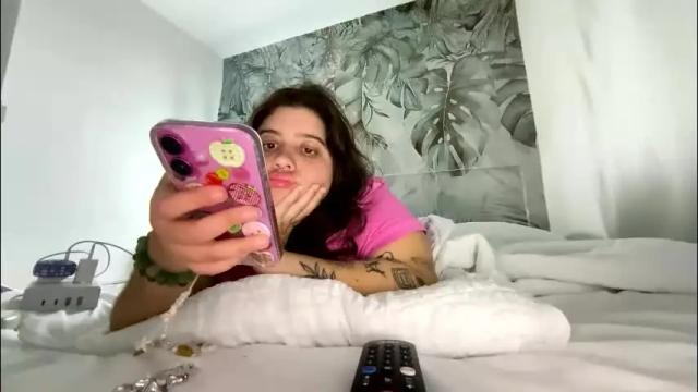 Image 11 of princesslaylaa Stream on Chaturbate on 19 days ago