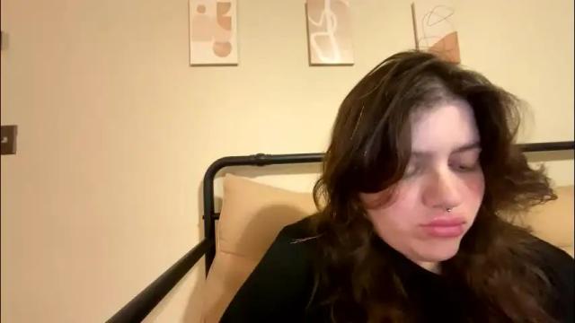 Image 10 of princesslaylaa Stream on Chaturbate on 10 days ago