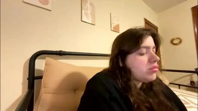 Image 2 of princesslaylaa Stream on Chaturbate on 10 days ago