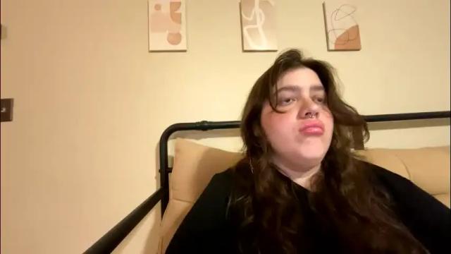 Image 8 of princesslaylaa Stream on Chaturbate on 10 days ago