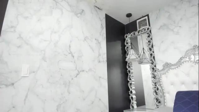 Image 3 of princesslittle_4u Stream on Chaturbate on 1 month ago