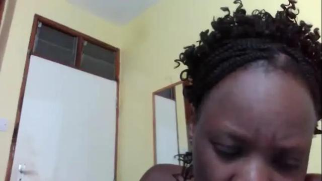Image 10 of princessmiles2 Stream on Chaturbate on 26 days ago