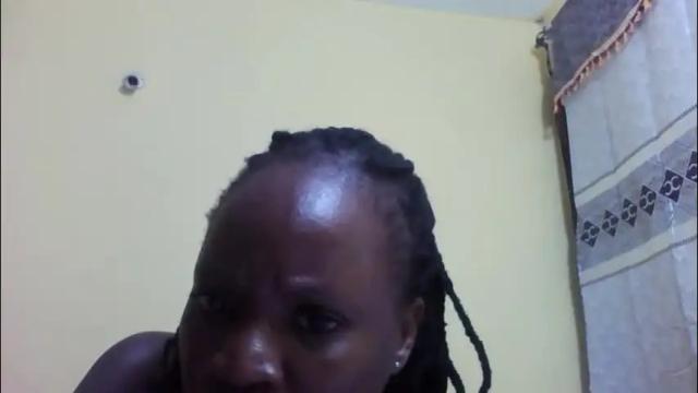 Image 11 of princessmiles2 Stream on Chaturbate on 1 month ago