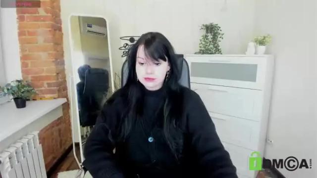 Image 12 of princessporsche Stream on Chaturbate on 17 months ago
