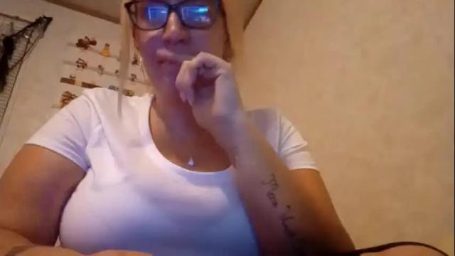 Image 6 of princessvictoriad Stream on Chaturbate on 15 months ago