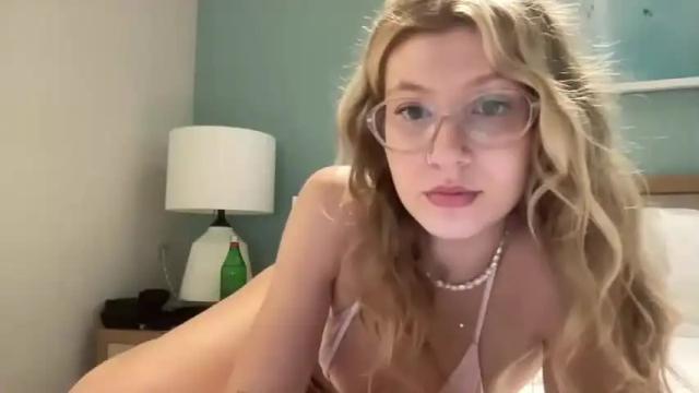Image 12 of princesszelda22 Stream on Chaturbate on 15 months ago