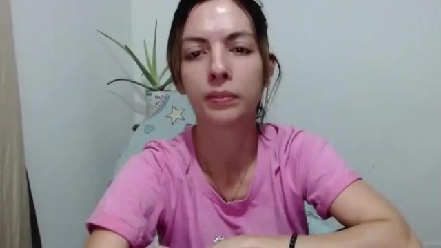 Image 3 of princezzlove35 Stream on Chaturbate on 16 months ago