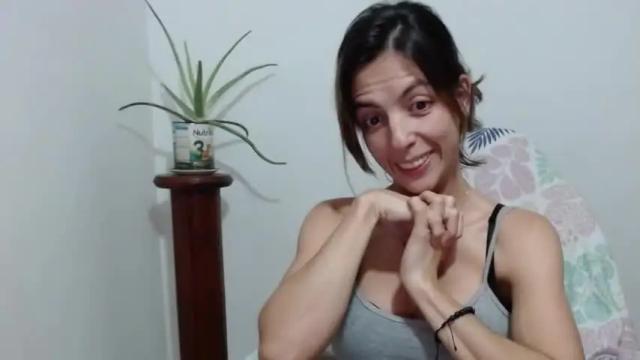 Image 3 of princezzlove35 Stream on Chaturbate on 16 months ago