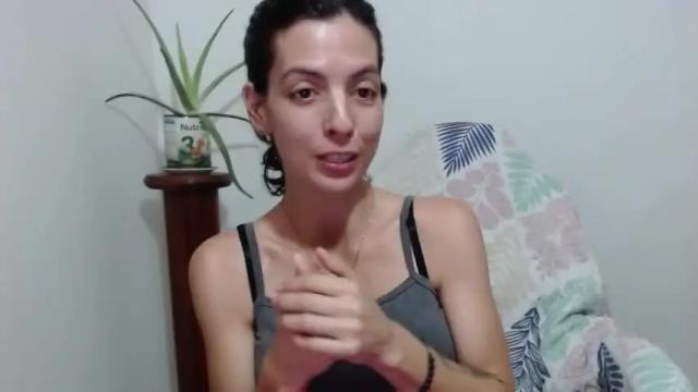 Image 3 of princezzlove35 Stream on Chaturbate on 16 months ago