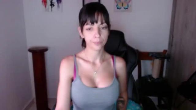 Image 4 of princezzlove35 Stream on Chaturbate on 13 months ago