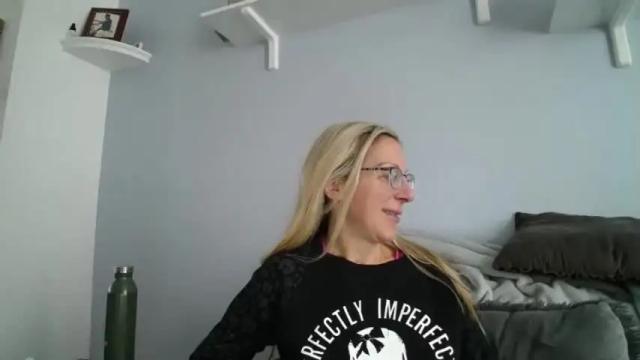 Image 8 of principessanewyork Stream on Chaturbate on 17 months ago
