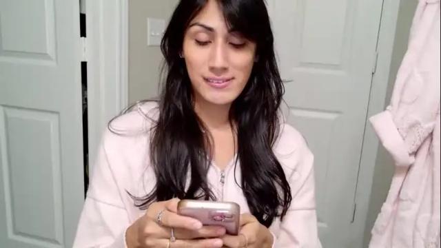 Image 10 of prinxessally Stream on Chaturbate on 1 month ago