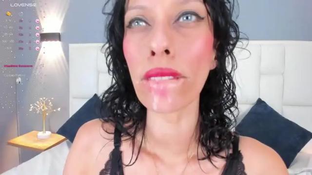 Image 6 of priscila25 Stream on Chaturbate on 16 months ago