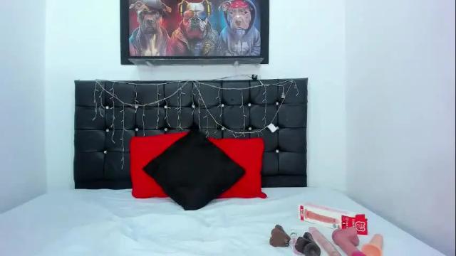 Image 10 of priscilasmiith25 Stream on Chaturbate on 1 month ago