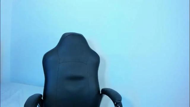 Image 7 of priscilasmiith25 Stream on Chaturbate on 1 day ago