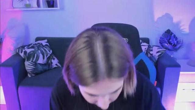 Image 8 of priscillamason Stream on Chaturbate on 19 months ago