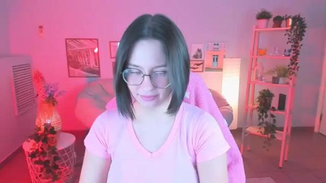Image 3 of priscillamason Stream on Chaturbate on 18 months ago