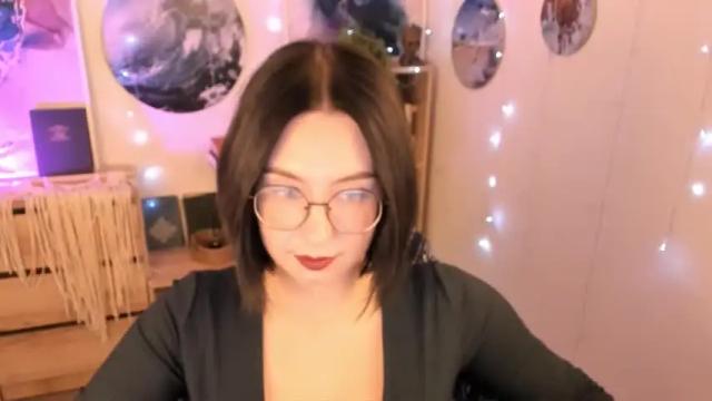 Image 12 of priscillamason Stream on Chaturbate on 17 months ago