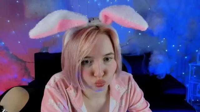 Image 6 of priscillamason Stream on Chaturbate on 25 months ago